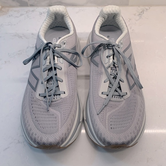 New Balance Fresh Foam x 1080 Gray Running Shoes Size 11.5 - Picture 2 of 8